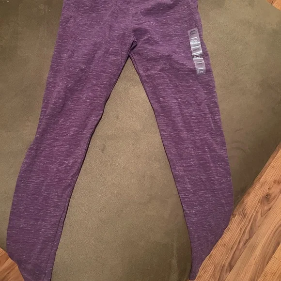 Purple leggings - Picture 2 of 4